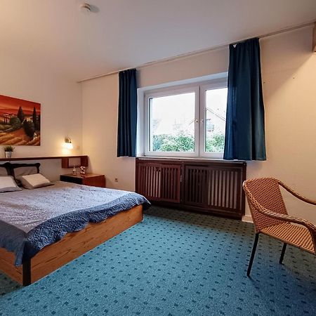 Waldhotel Unterbach Düsseldorf Eksteriør billede